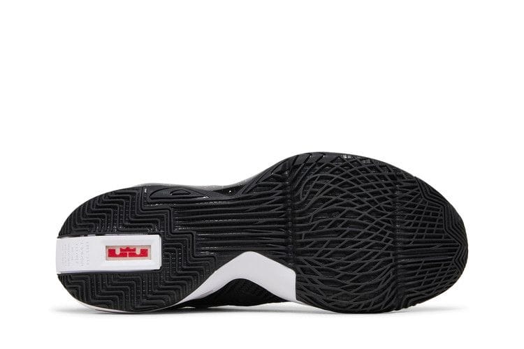 Men's LeBron Soldier 14 'Black White'