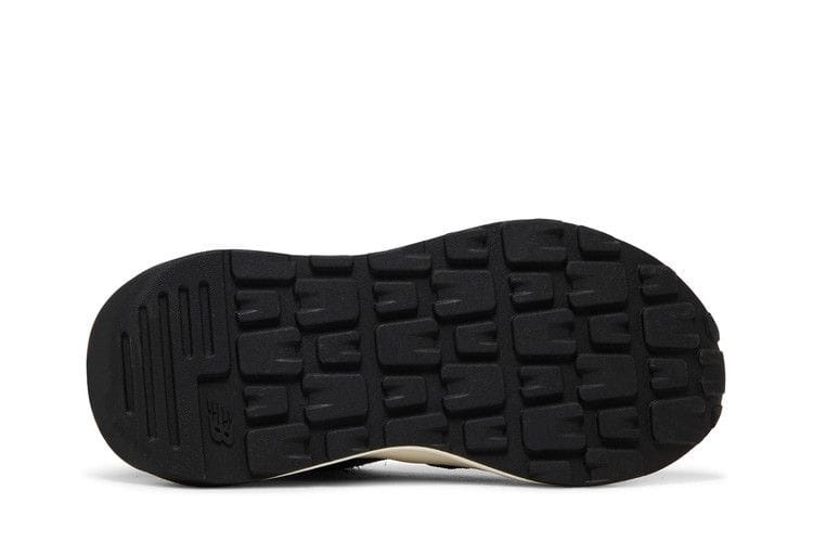 Women's 57/40 'Black Oyster Pink'