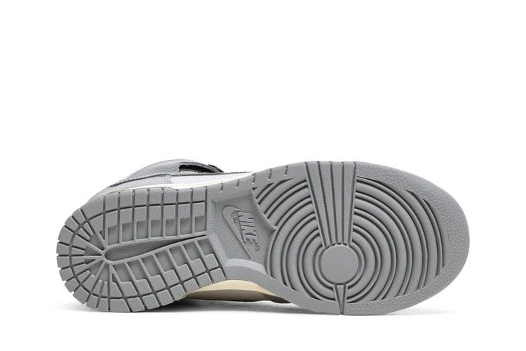 Women's Dunk High 'Aged Grey'