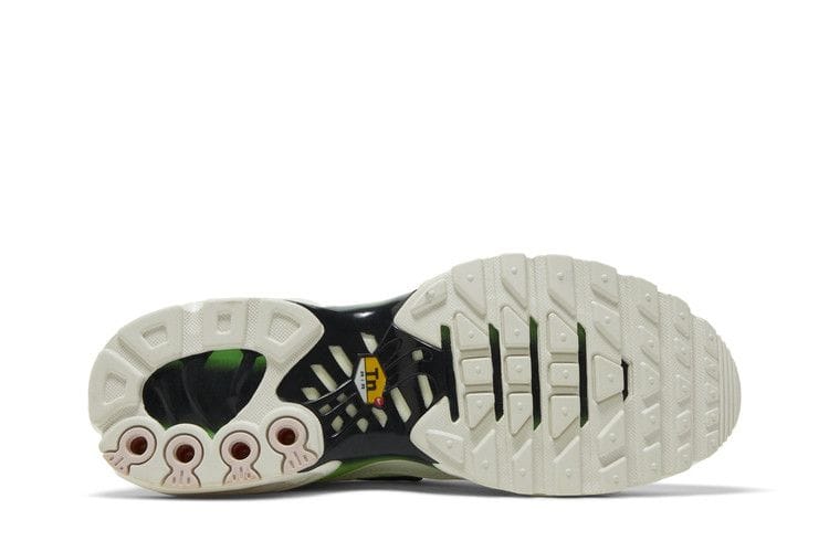 Women's Air Max Plus 'White Green Strike'
