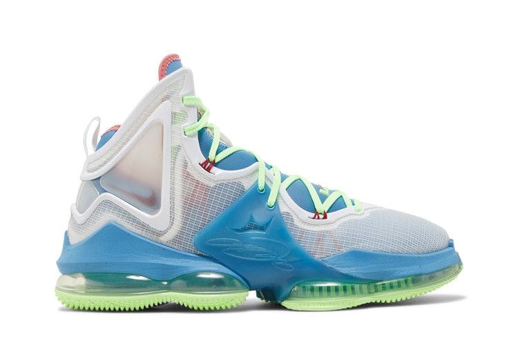 Men's LeBron 19 'Tropical'