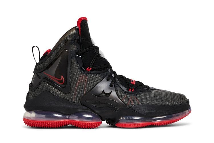 Men's LeBron 19 'Bred'