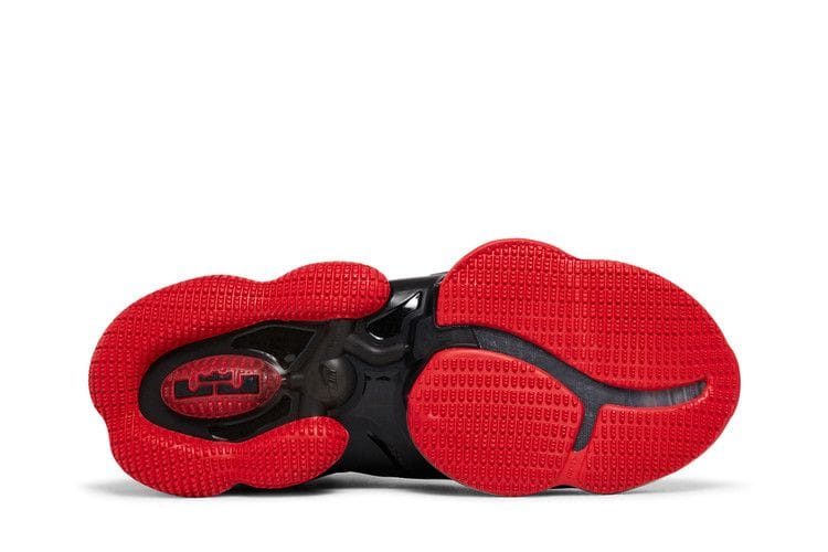 Men's LeBron 19 'Bred'