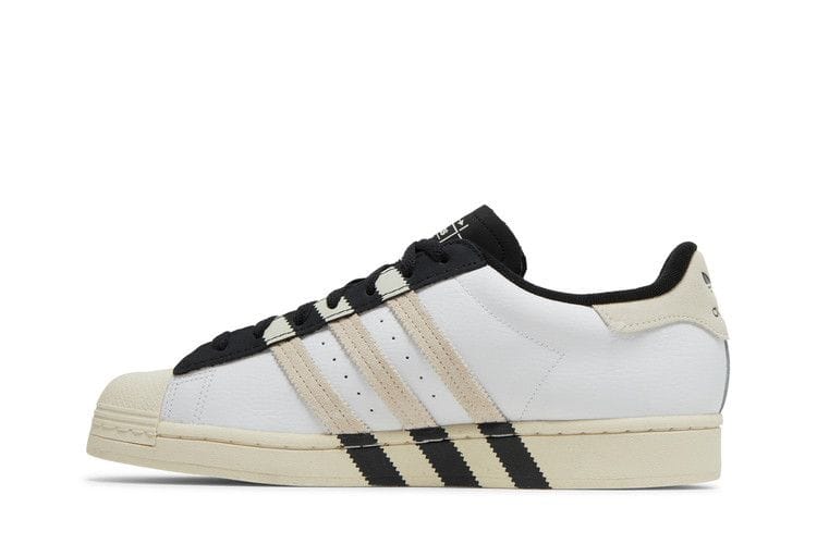 Men's Superstar 'Extended Stripes'