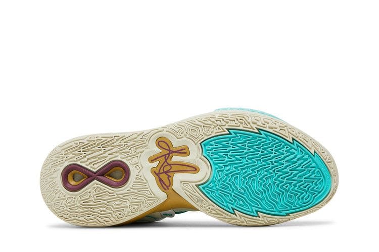 Men's Sue Bird x Kyrie Infinity 'Golden Tribute'