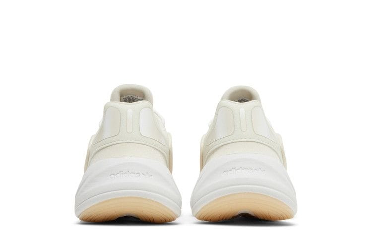 Ozelia J 'White Ecru Tint'