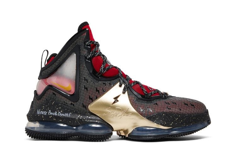 Men's LeBron 19 'Doernbecher 2022'