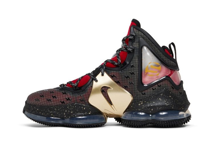 Men's LeBron 19 'Doernbecher 2022'