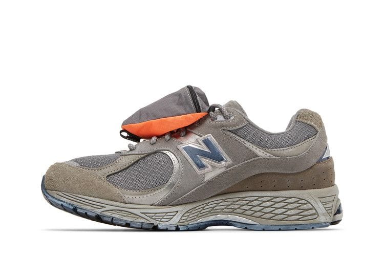 Men's 2002R 'Pouch - Castle Grey'