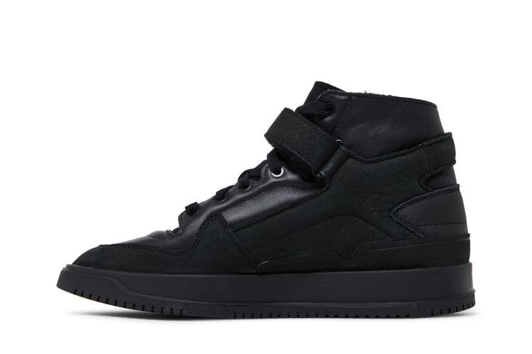 Men's Forum Premiere 'Core Black'