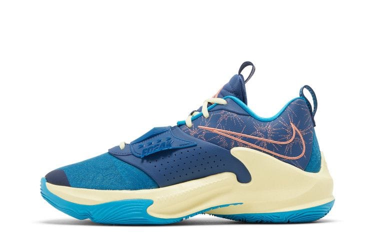 Men's Zoom Freak 3 NRG 'Valentines Day'