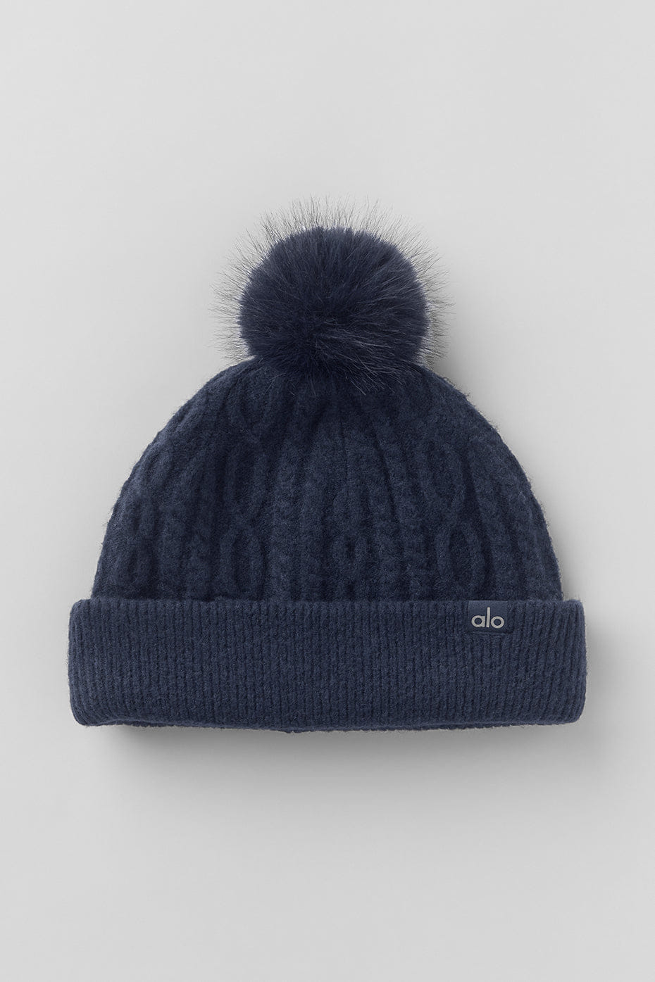 ALO Yoga Women'S Cable Knit Winter Bliss Beanie