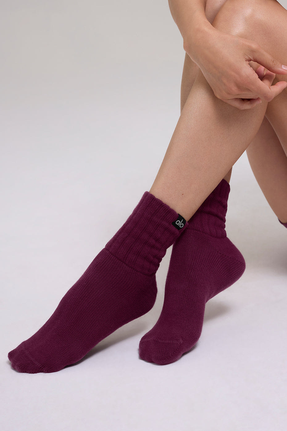 ALO Yoga Women'S Unisex Half - Crew Scrunch Sock