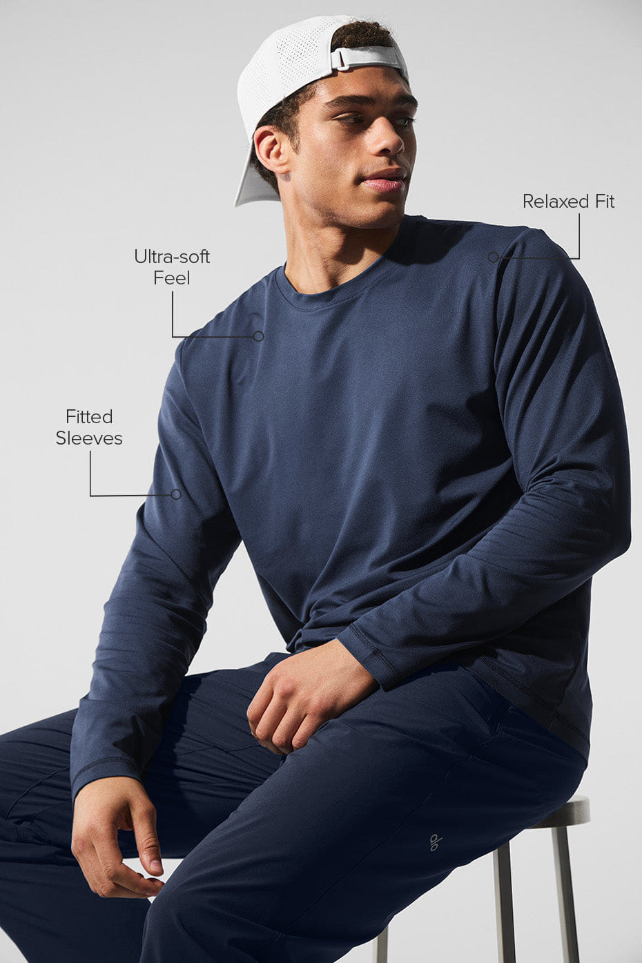 ALO Yoga Conquer Reform Crewneck Long Sleeve