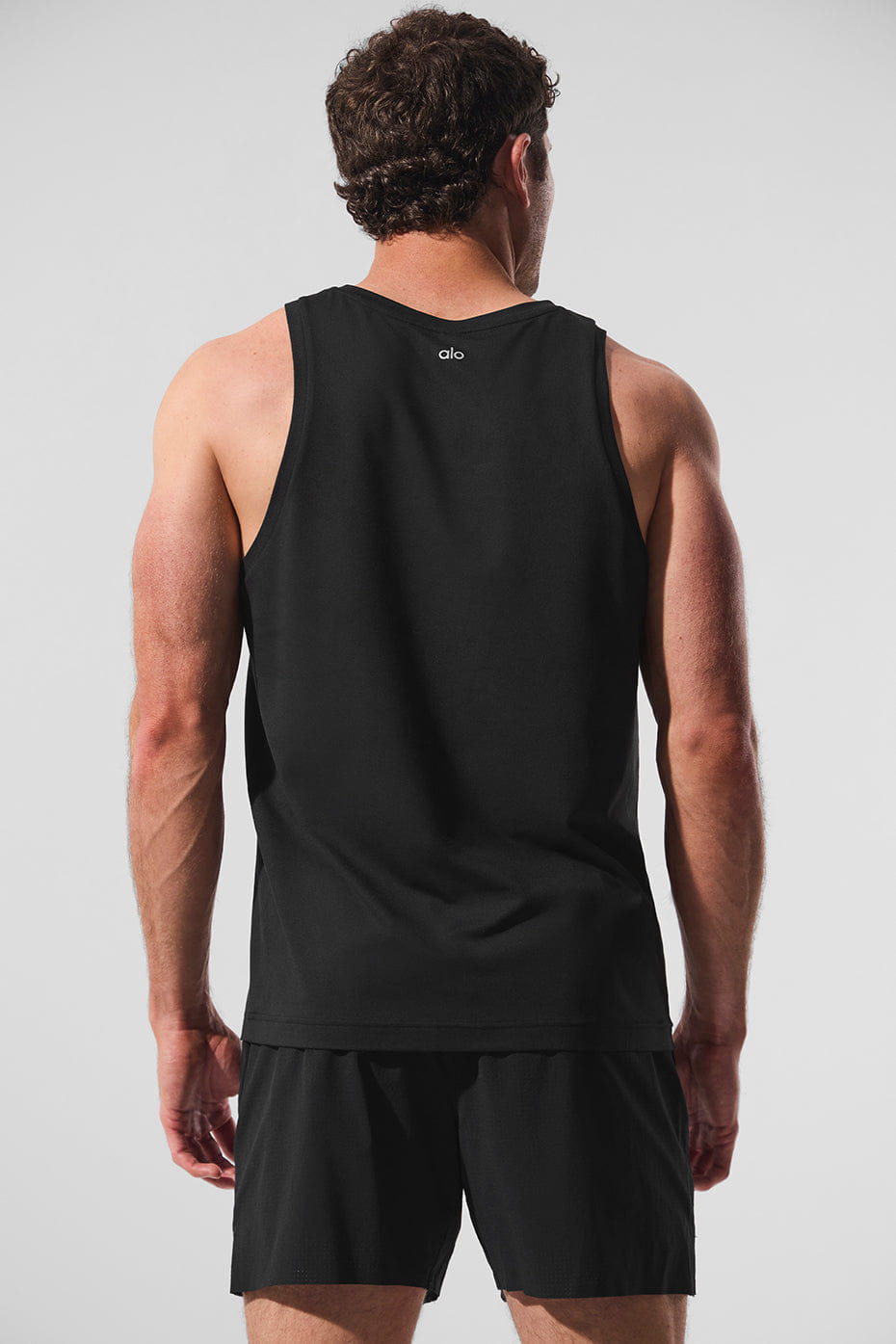 ALO Yoga Conquer Tank