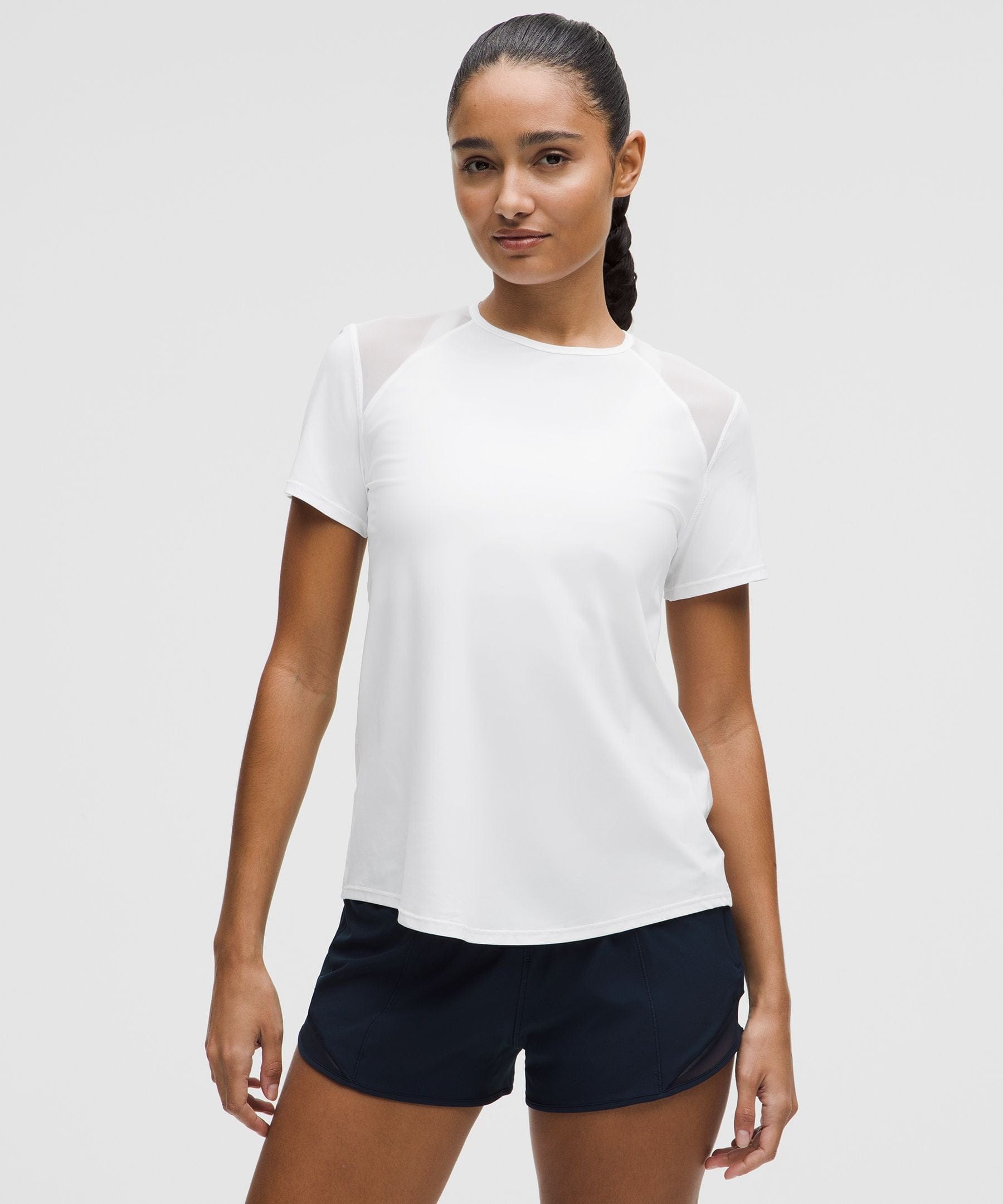 Lululemon Women's Sculpt Short - Sleeve Shirt