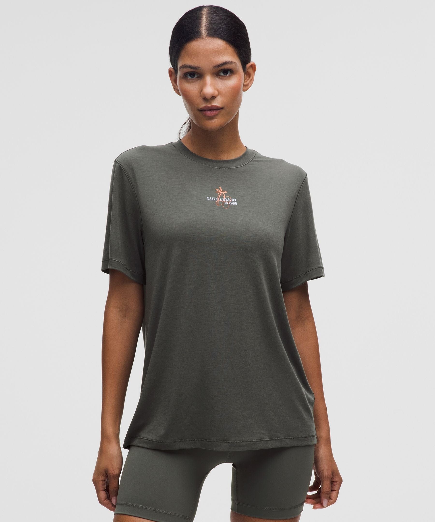 Lululemon Women's Jersey Training Short - Sleeve Shirt *Move in Nature