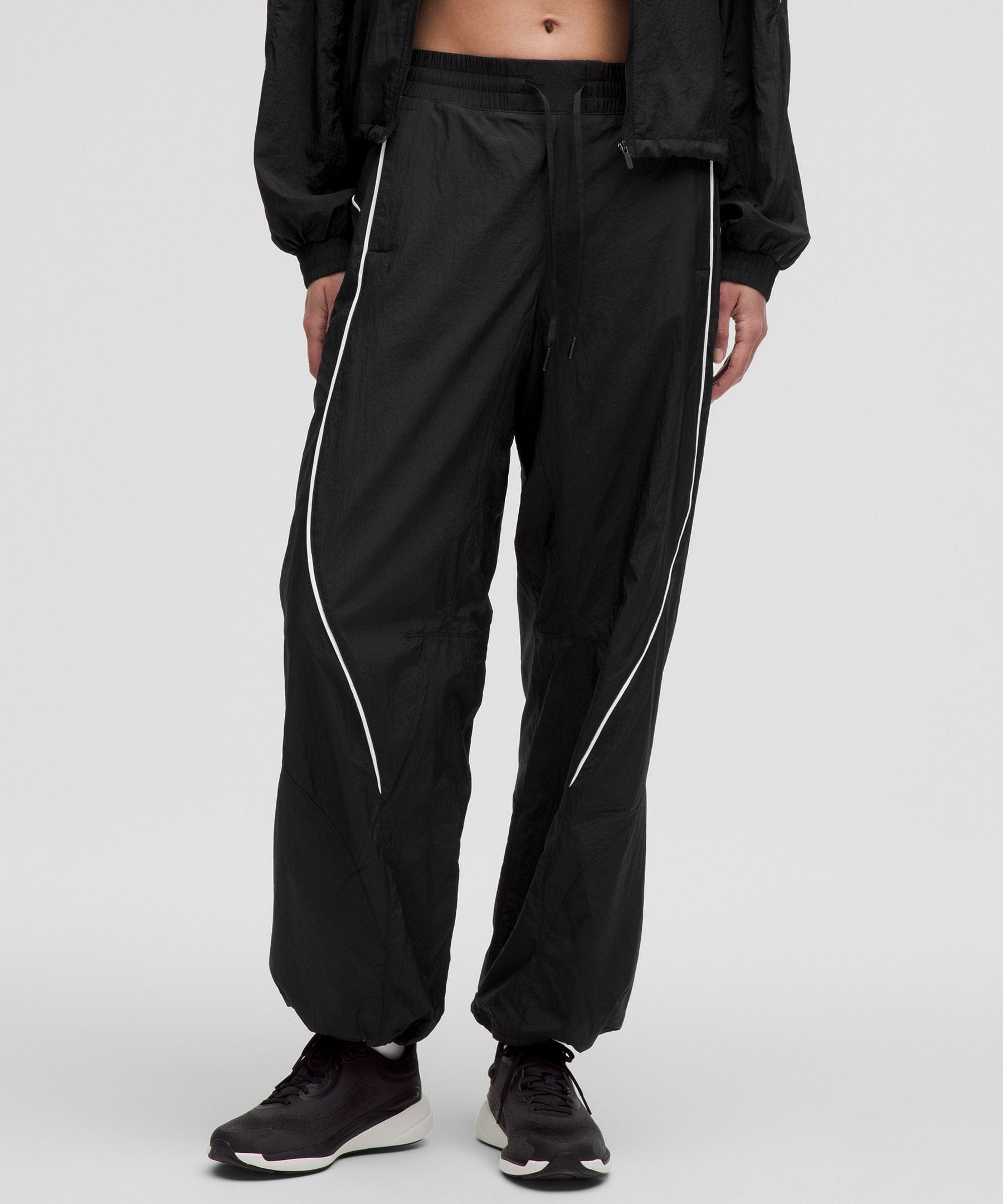 Lululemon Women's License to Train Mid - Rise Lightweight Jogger