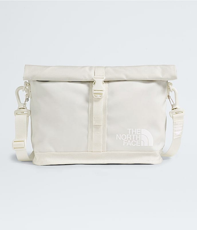 The North Face Base Camp Shoulder Bag White Dune/TNF White