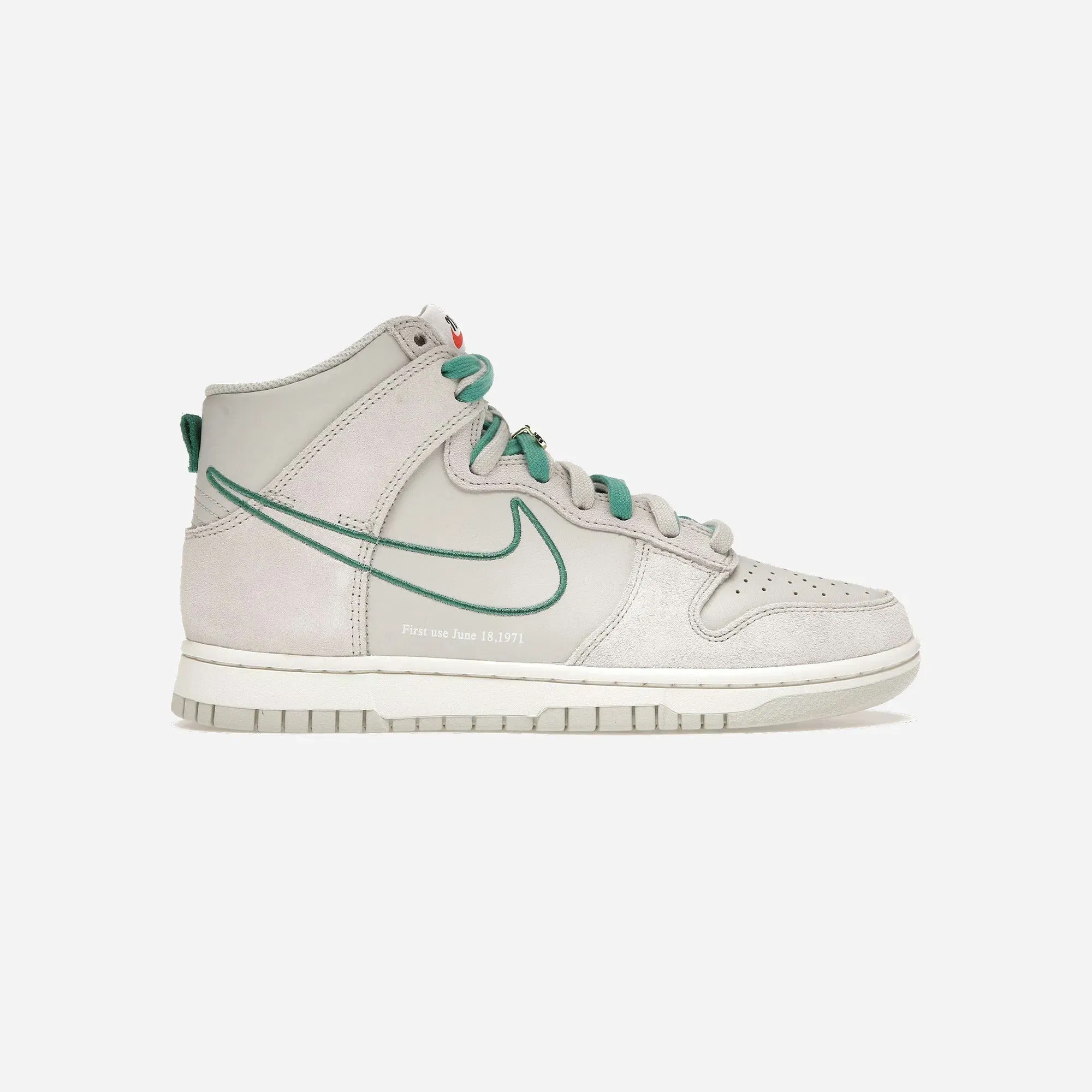 Nike Dunk High First Use Sail