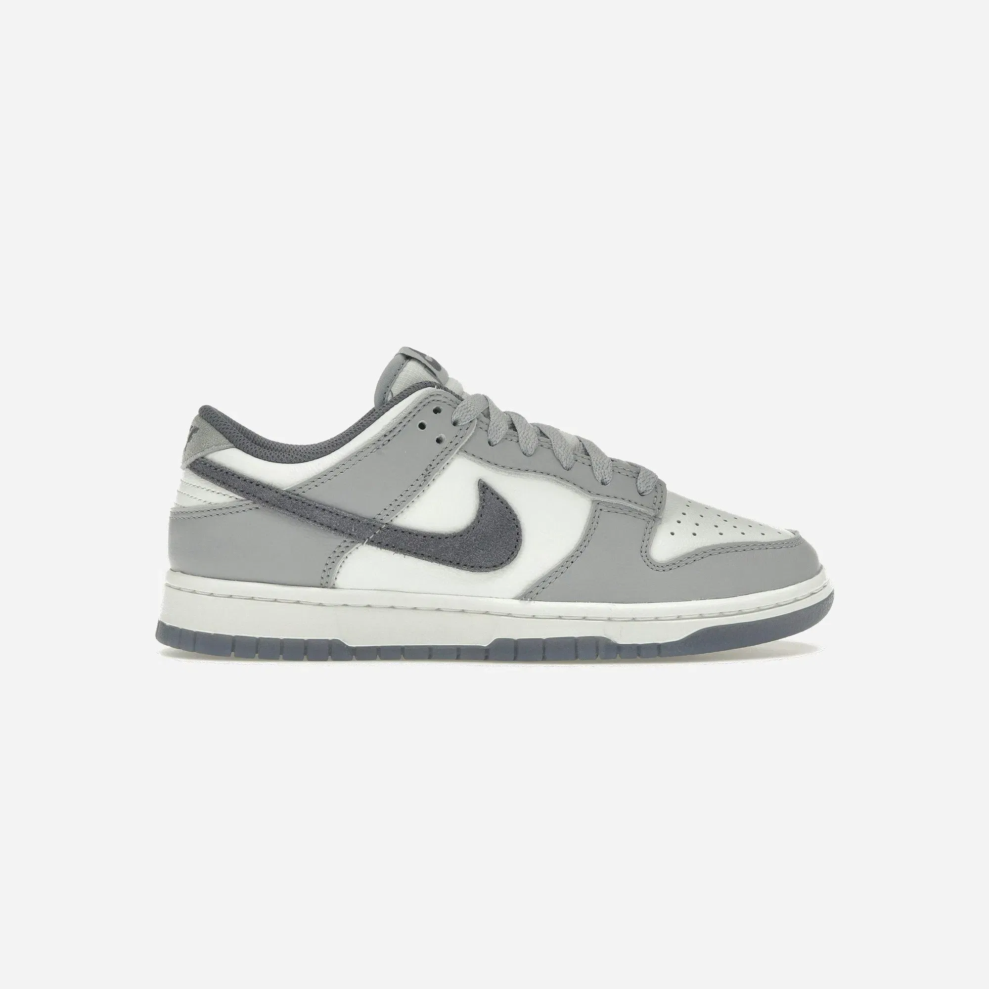 Nike Dunk Low Se Light Carbon