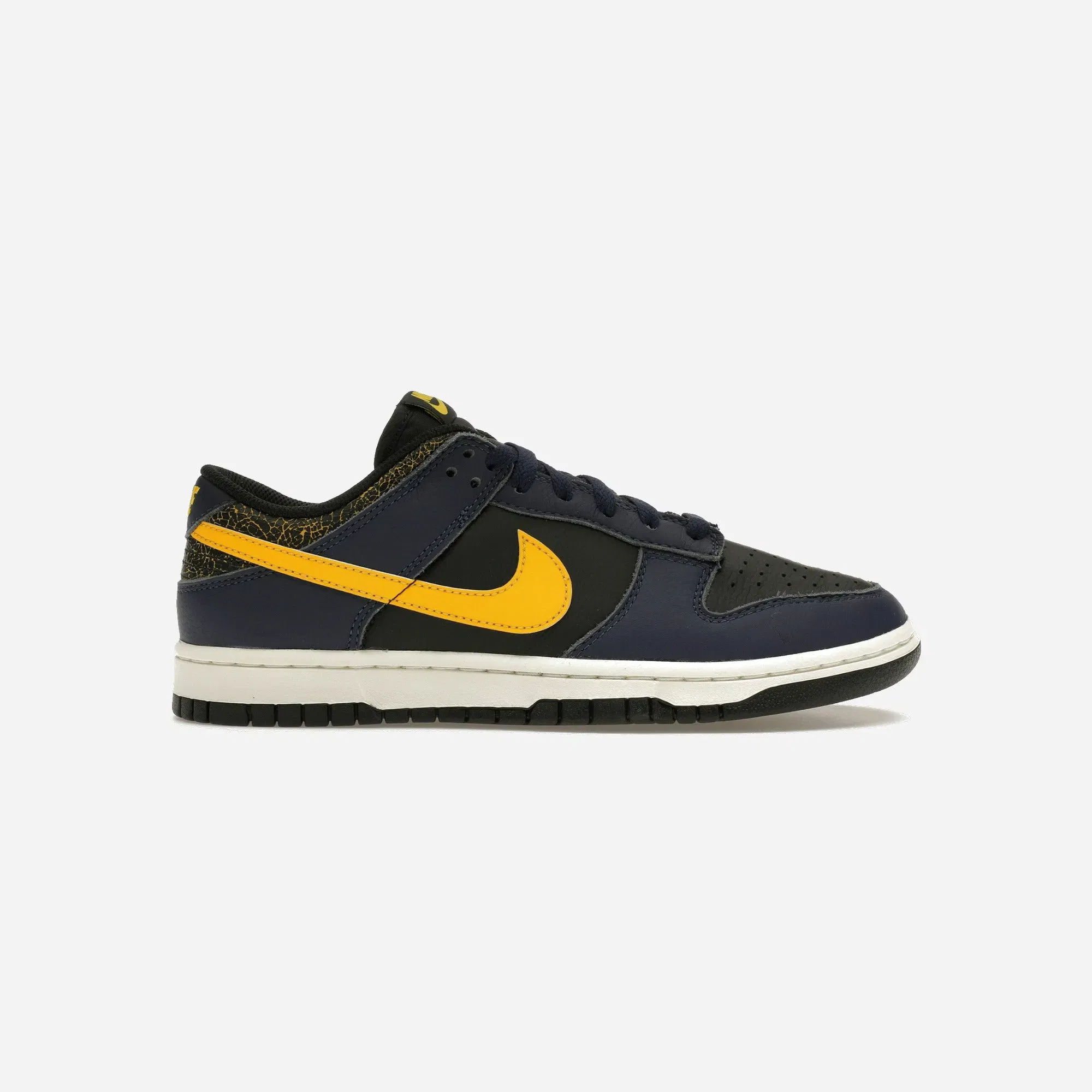 Nike Dunk Low Vintage Michigan