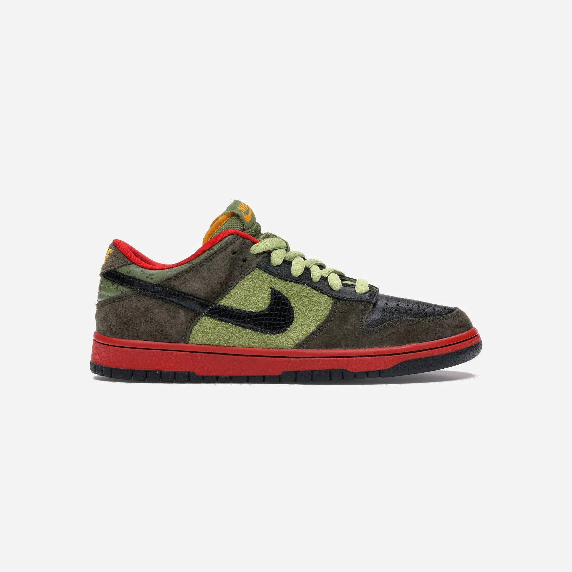 Nike Sb Dunk Low Asparagus