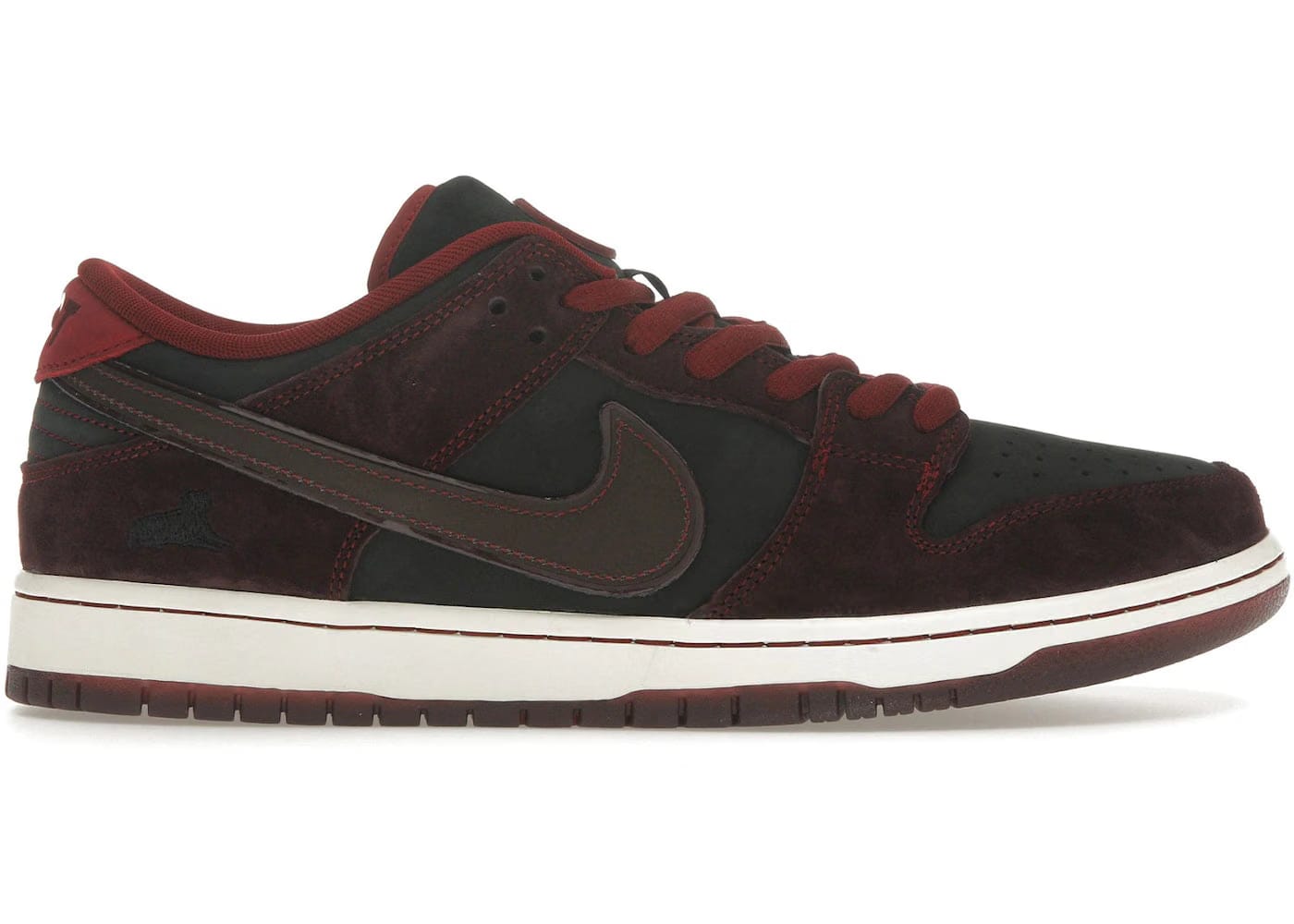 Nike Sb Dunk Low Riot Skateshop Special Box