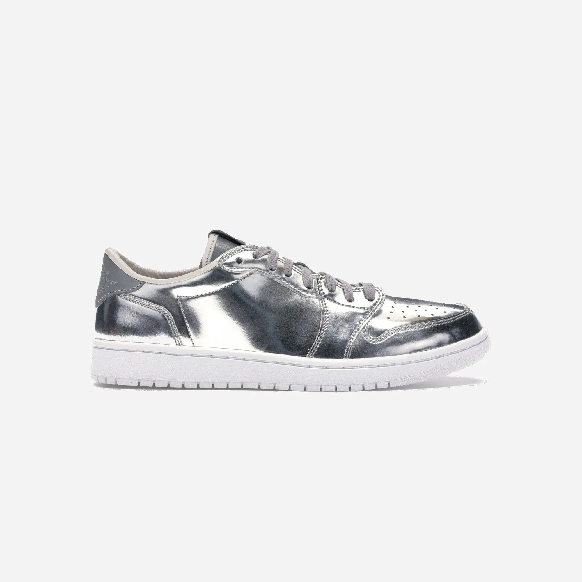 Jordan 1 Retro Low Pinnacle Metallic Silver