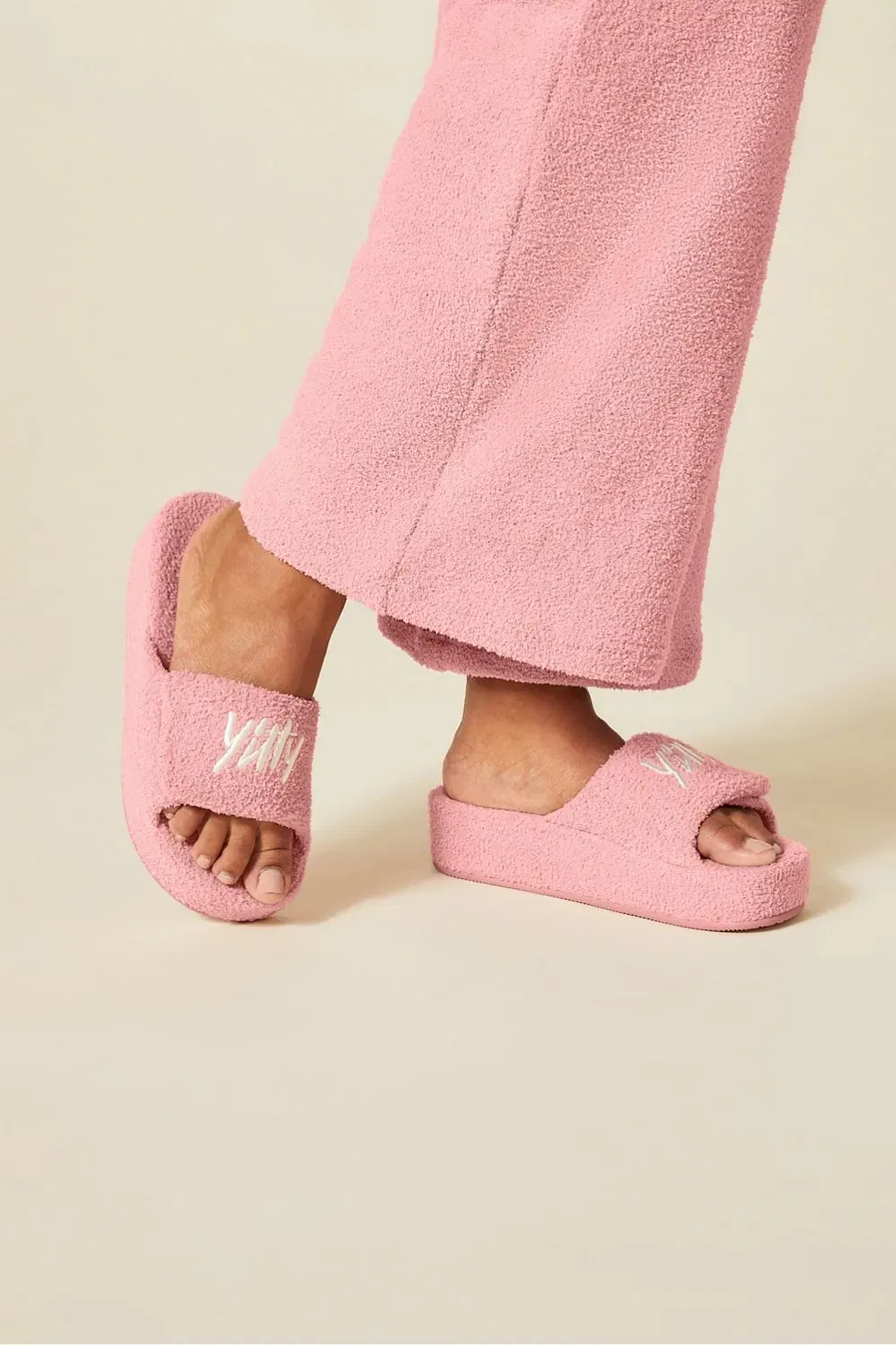 Fabletics Pet Me Adjustable Velcro Platform Slides