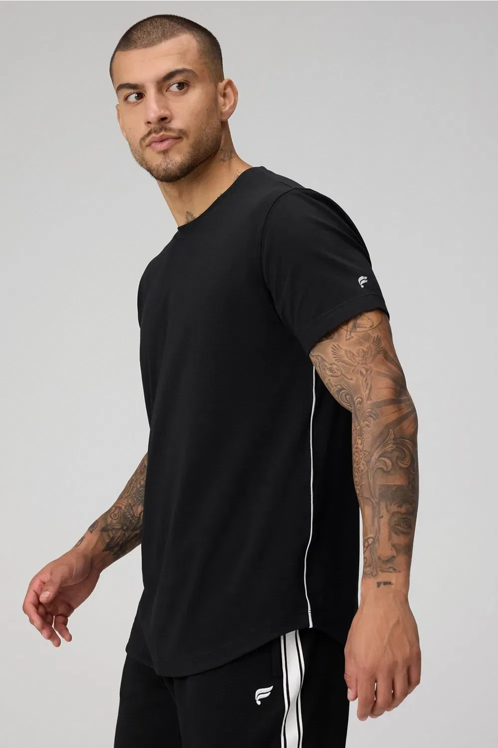 Fabletics The 24 - 7 T-Shirt (Curved Hem)