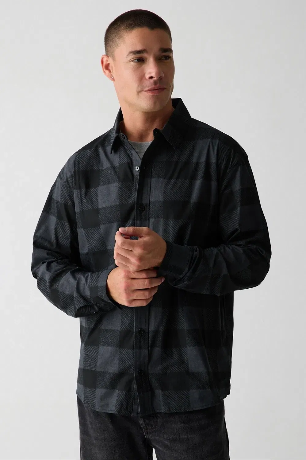 Fabletics The Don Long Sleeve Button Up (Classic Fit)