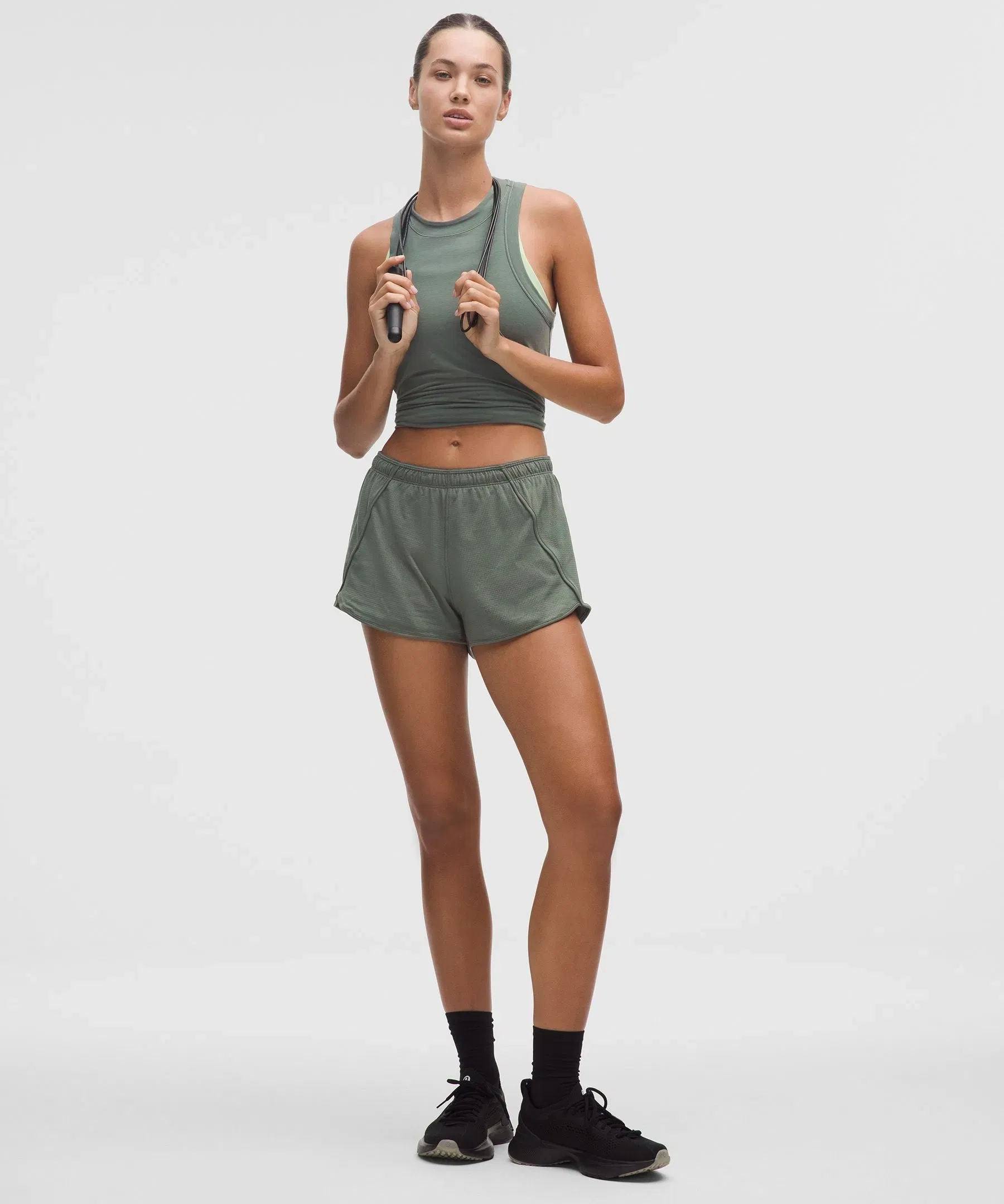 Lululemon Women's Swiftly Mid - Rise Short 3"