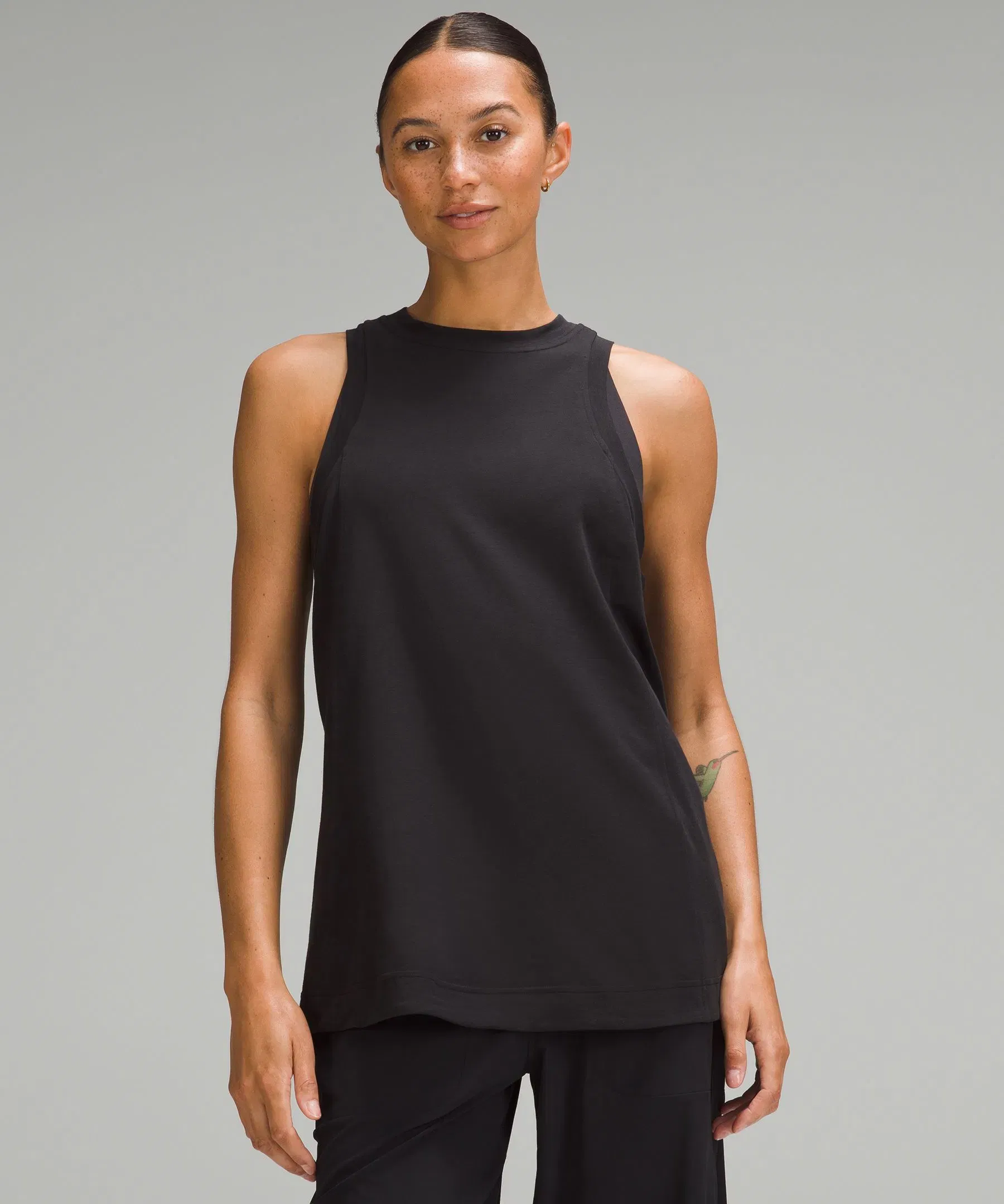 Lululemon Women's Long Cotton Crewneck Tank Top