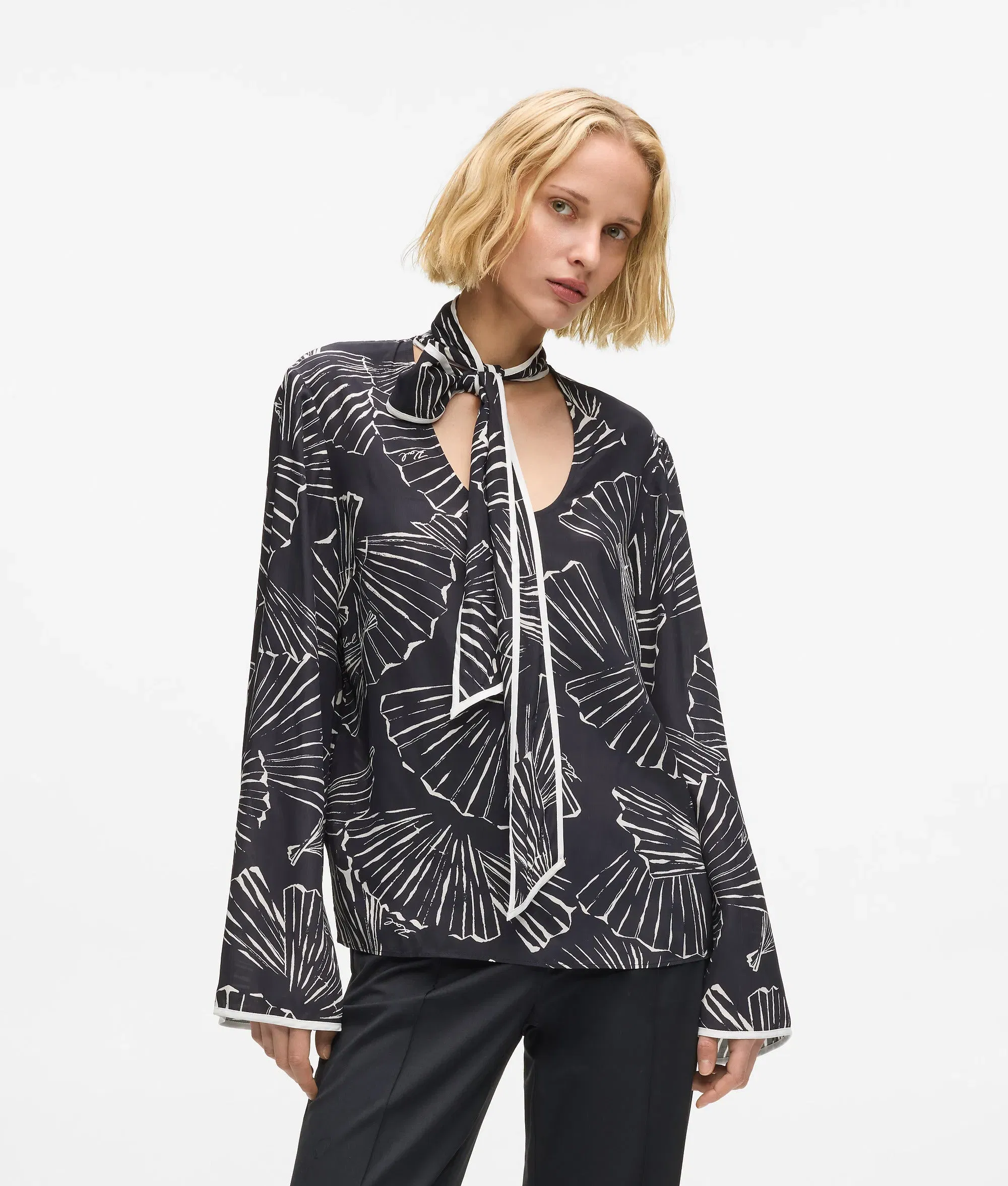 Karl Lagerfeld Fan Print Scarf Top Linear Fan Black