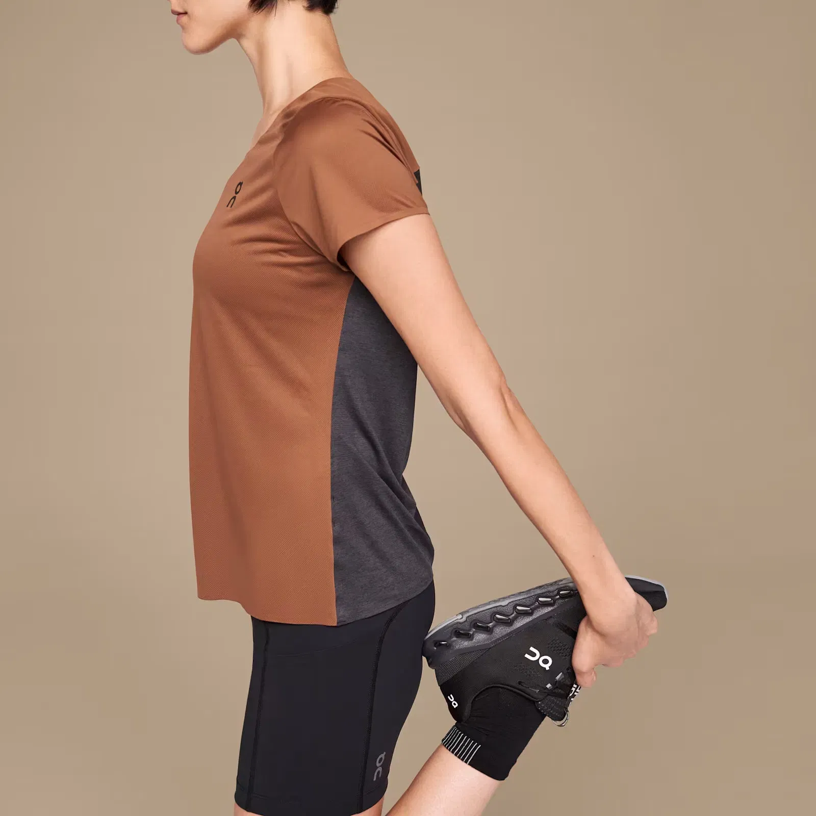 On Performance - T Cocoa | Black (Women'S)