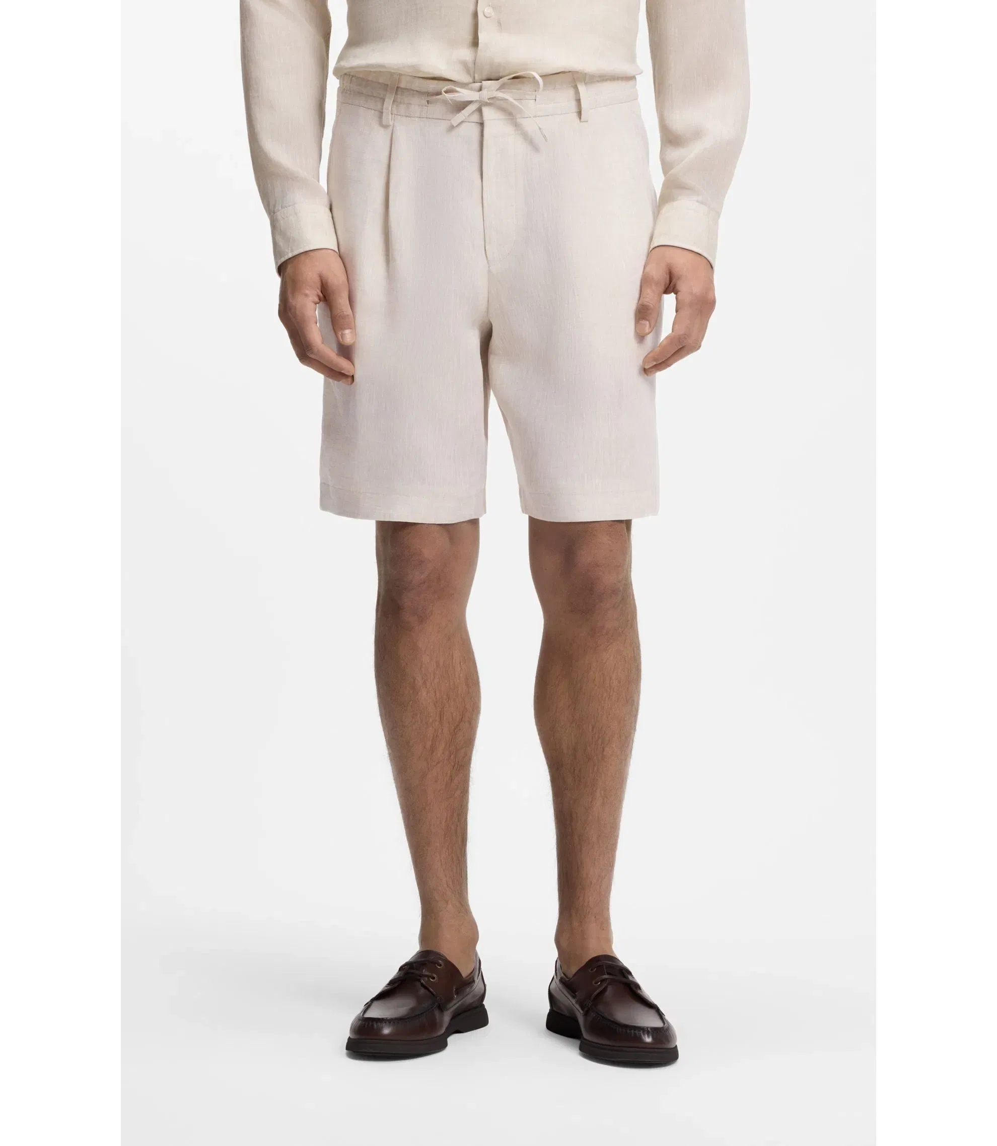 Boss Tapered Fit Shorts In Linen Light Beige