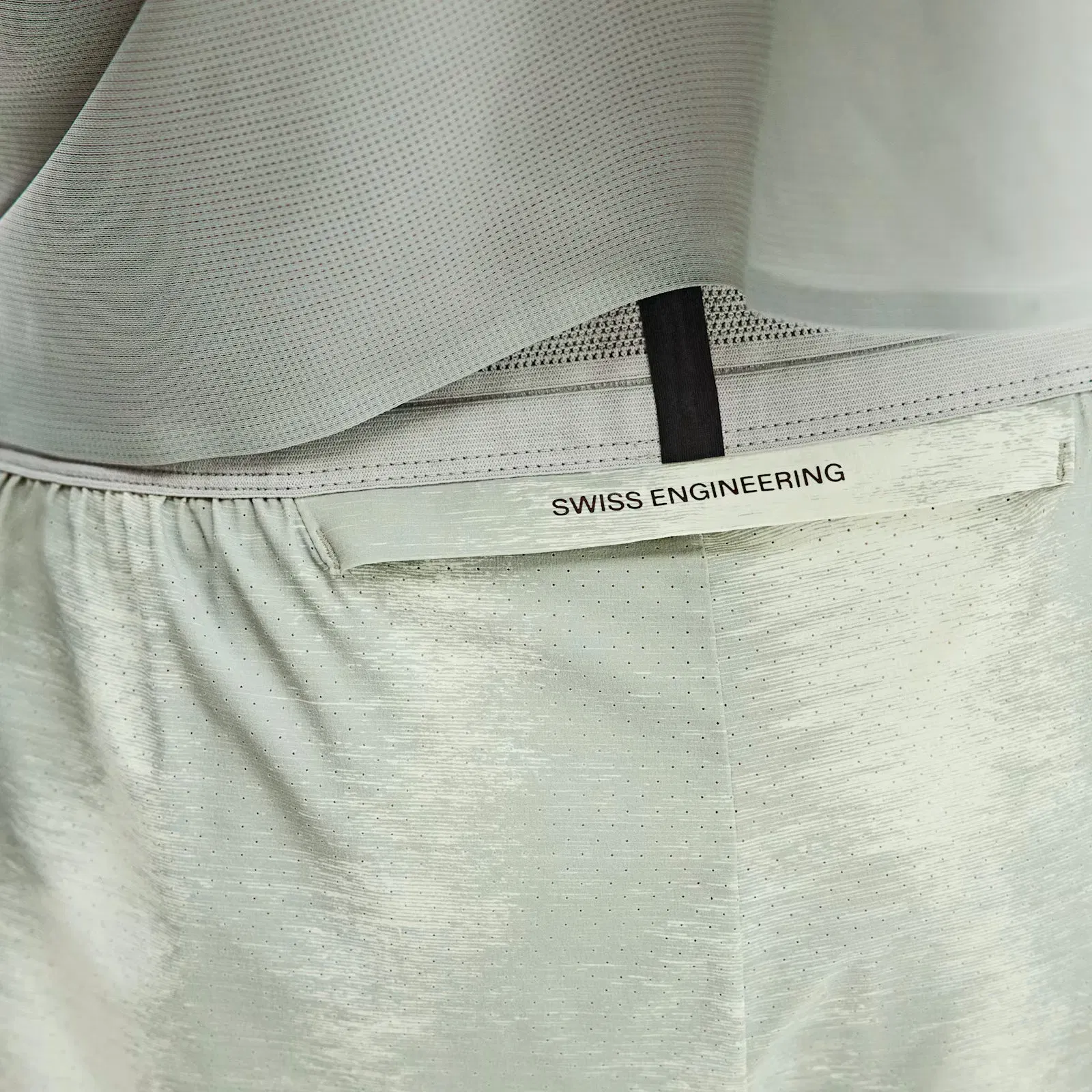 On Performance Shorts Terra Seedling | Tin