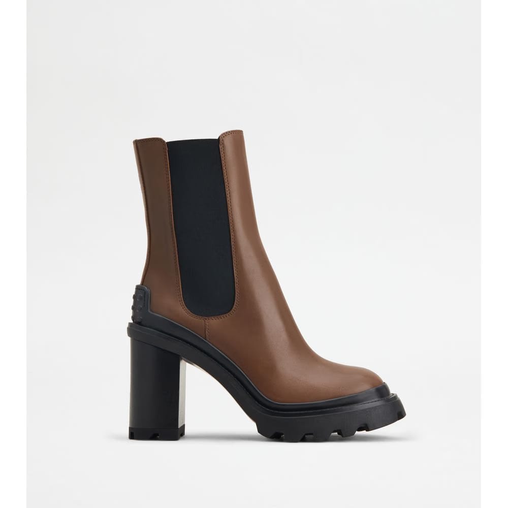 Tods Ankle Boots In Leather Brown Womens