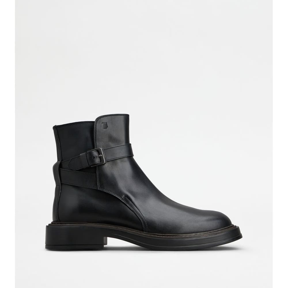 Tods Ankle Boots In Leather Black Mens