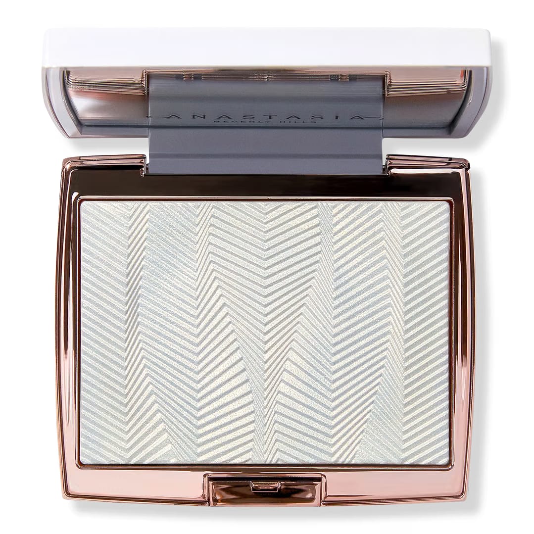Anastasia Beverly Hills Iced Out Illuminating Powder Highlighter