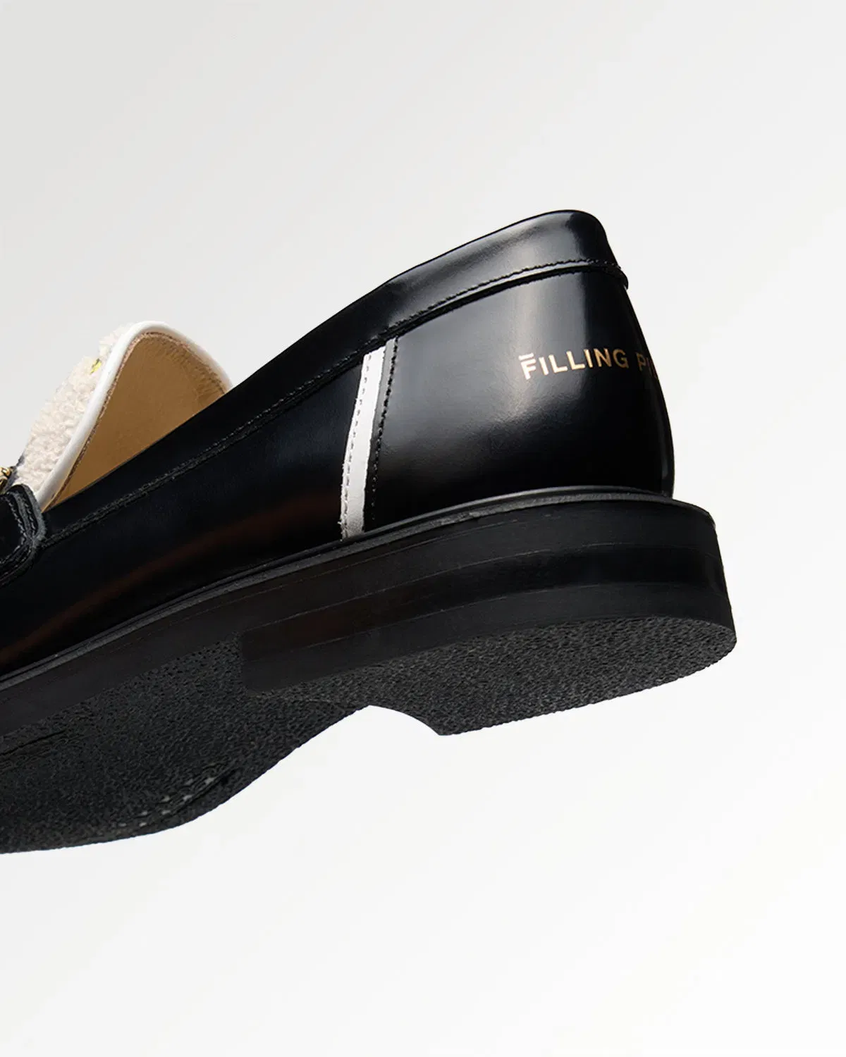 Entry Luxury Loafer Pepper Black