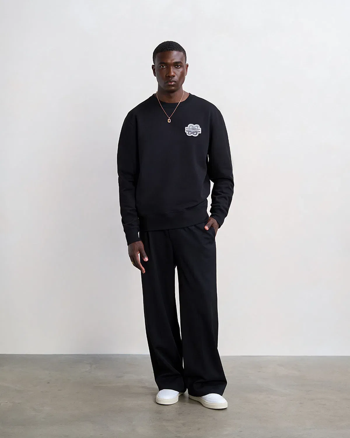 Conventional Sweatshirt Gowtu Tonal Black