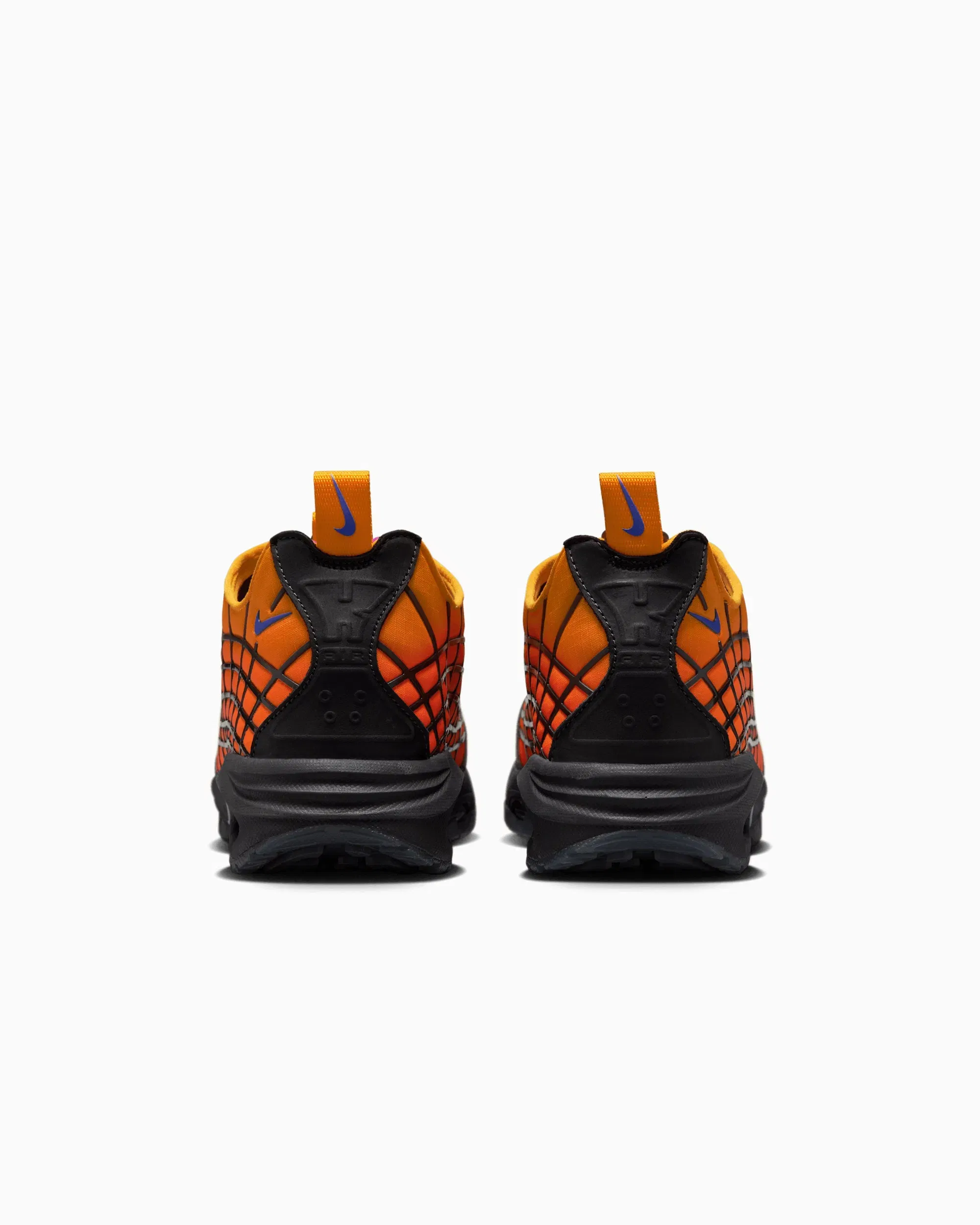 Nike x Kids Of Immigrants Air Max SNDR