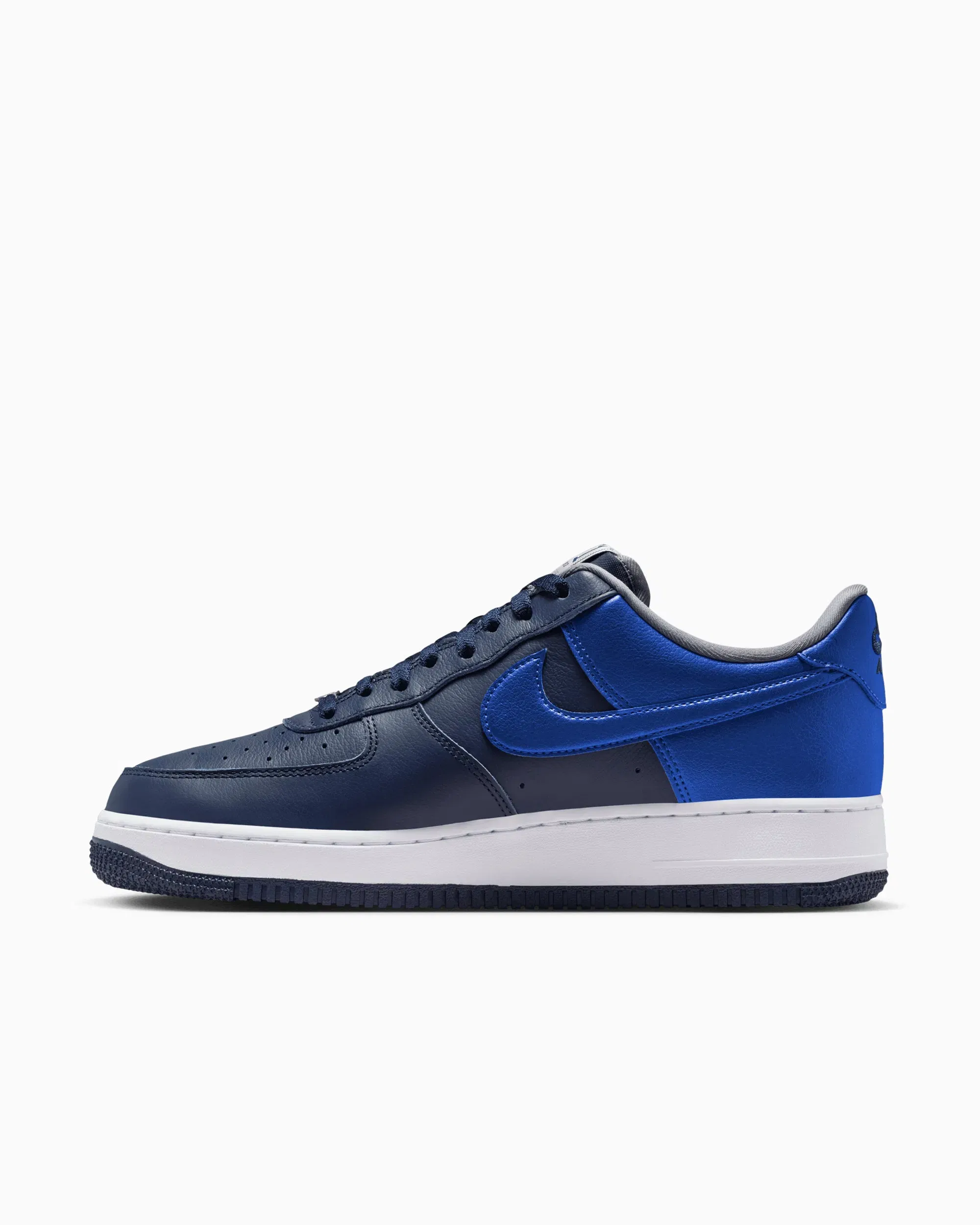 Nike Air Force 1 '07 LV8 "Mismatched Heel"