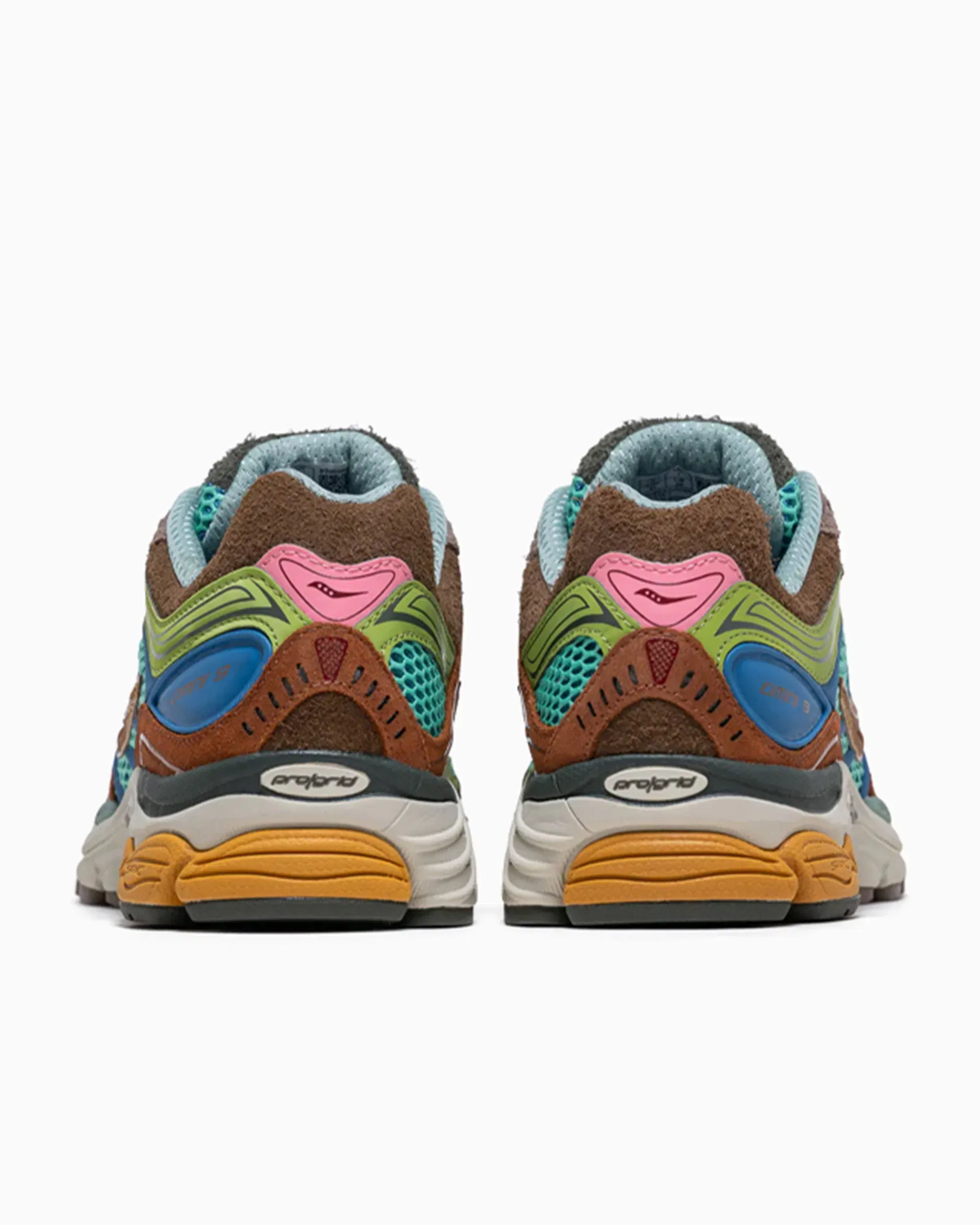 Saucony x Sneakers Politics Progrid OMNI 9 "Sportsman's Paradise"