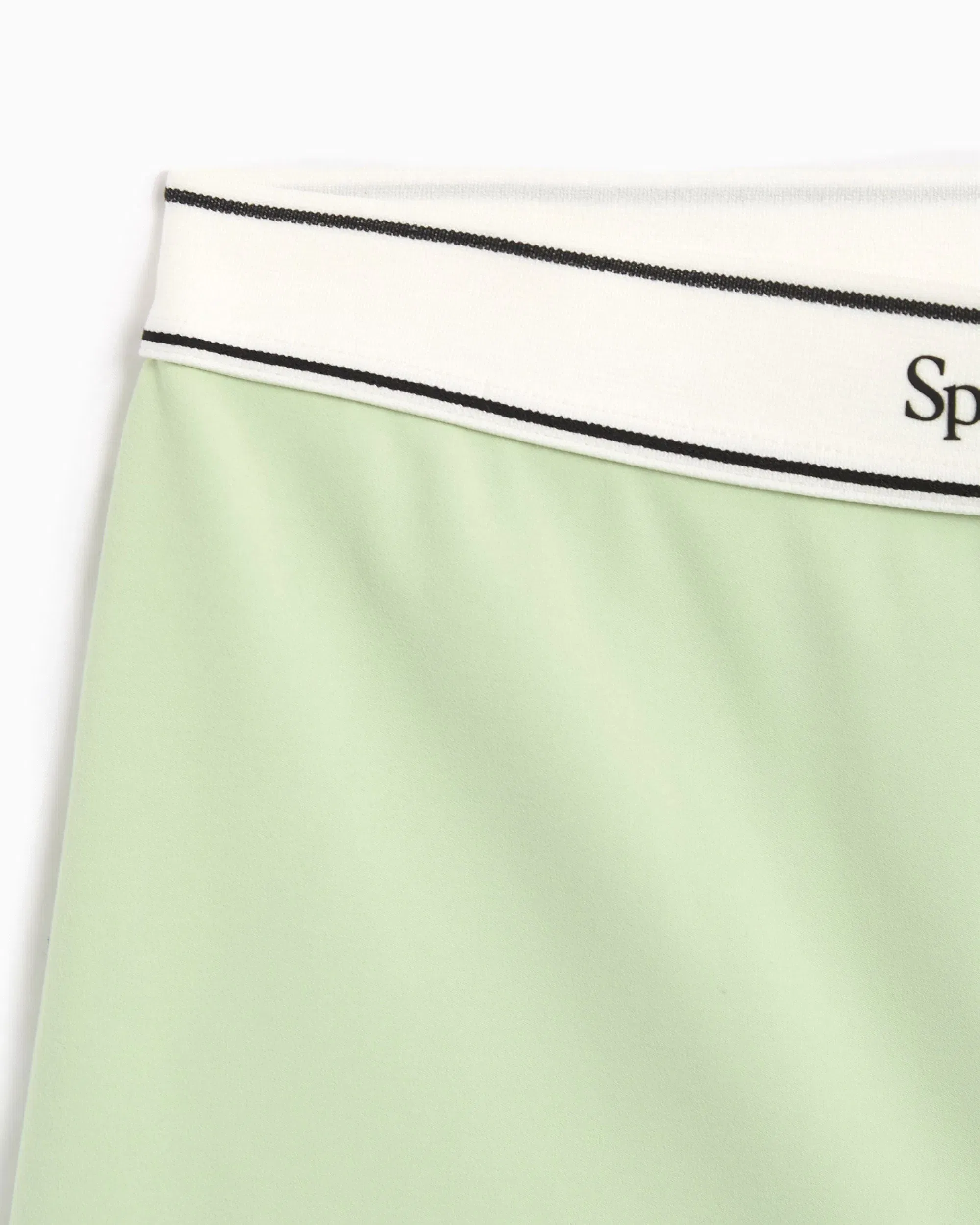 Sporty & Rich Pantalones cortos Sporty & Rich Serif Logo Women's Biker Shorts para mujer