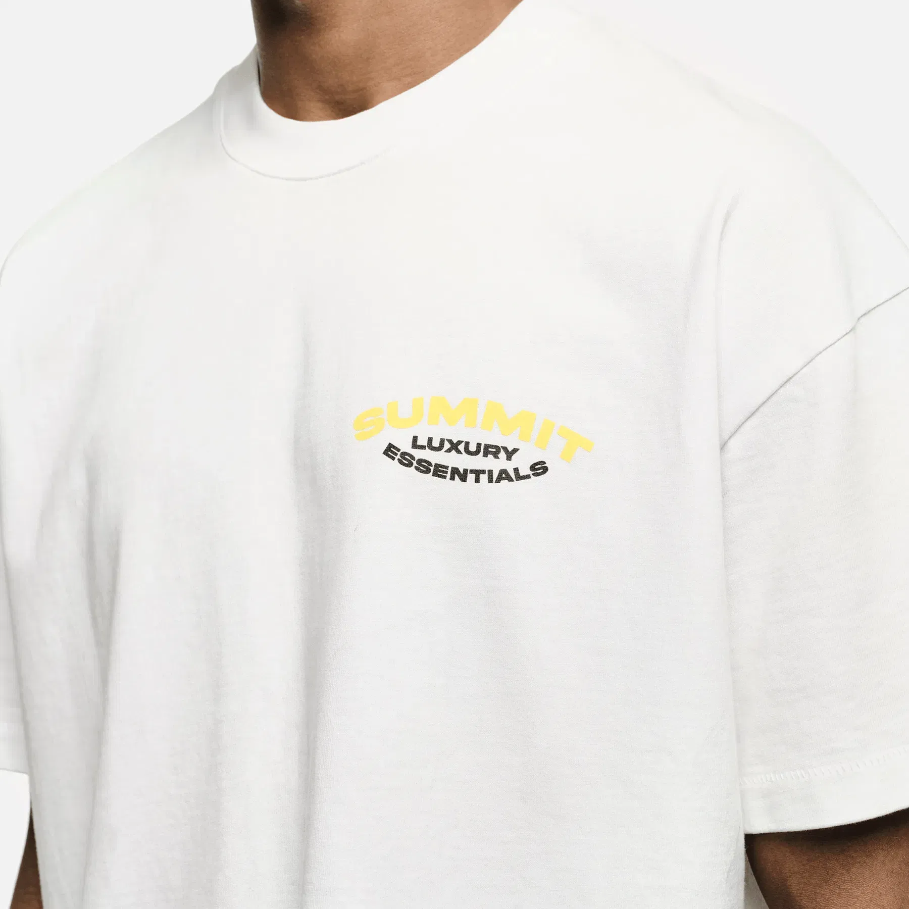 Summit Luxury Essentials T-Shirt 'White'