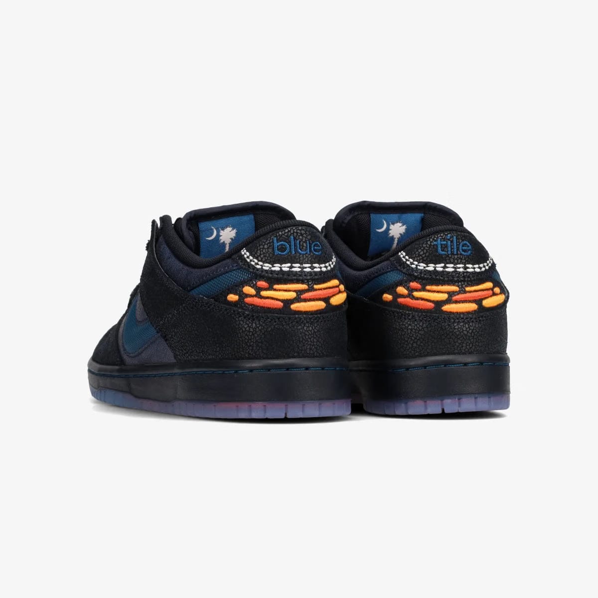 NIKE SB DUNK LOW PRO QS × BLUETILE