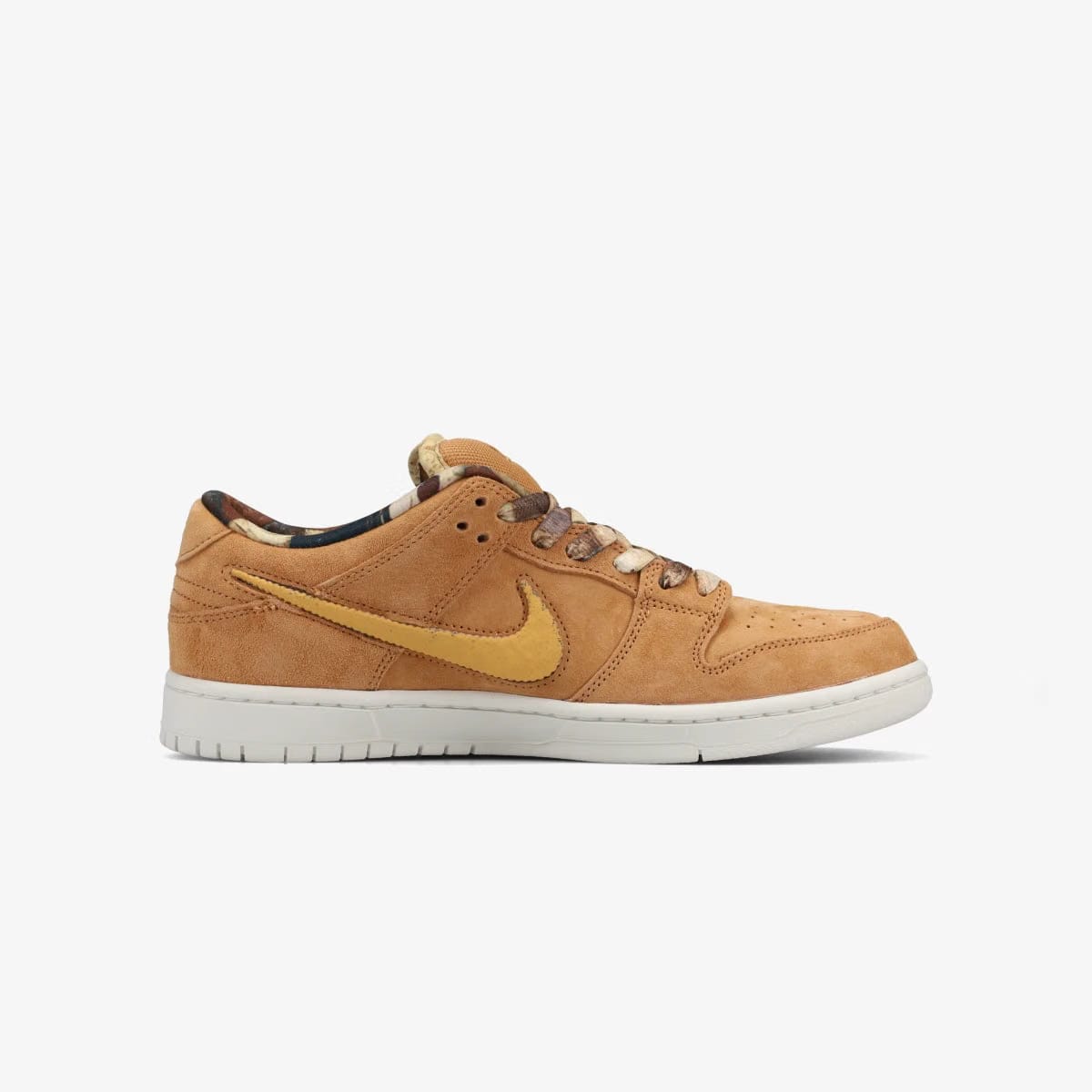 NIKE SB DUNK LOW PRO QS × NOTE MANCHESTER